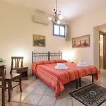 بيت للعطل Nonna Germina Locazione Turistica روكالوميرا