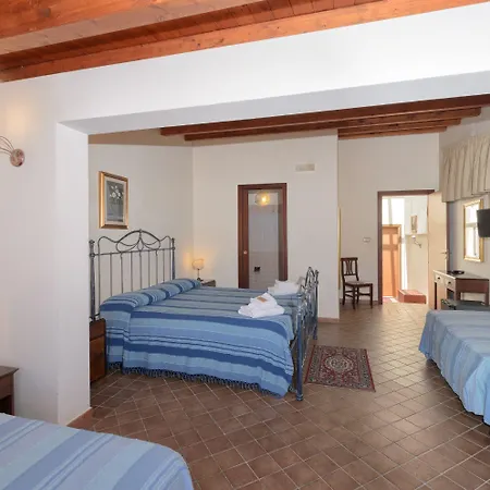 Nonna Germina Locazione Turistica بيت للعطل روكالوميرا